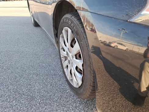 Used 2015 Nissan Sentra SV image 4