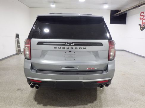 Used 2023 Chevrolet Suburban RST w/ Sport Performance Package AWD/4WD image 3