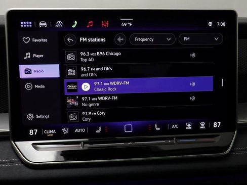 New 2026 Volkswagen Tiguan SE image 8