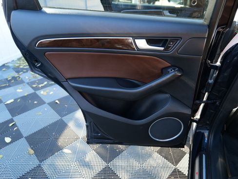 Used 2017 Audi Q5 3.0T Premium Plus w/ Technology Package image 44