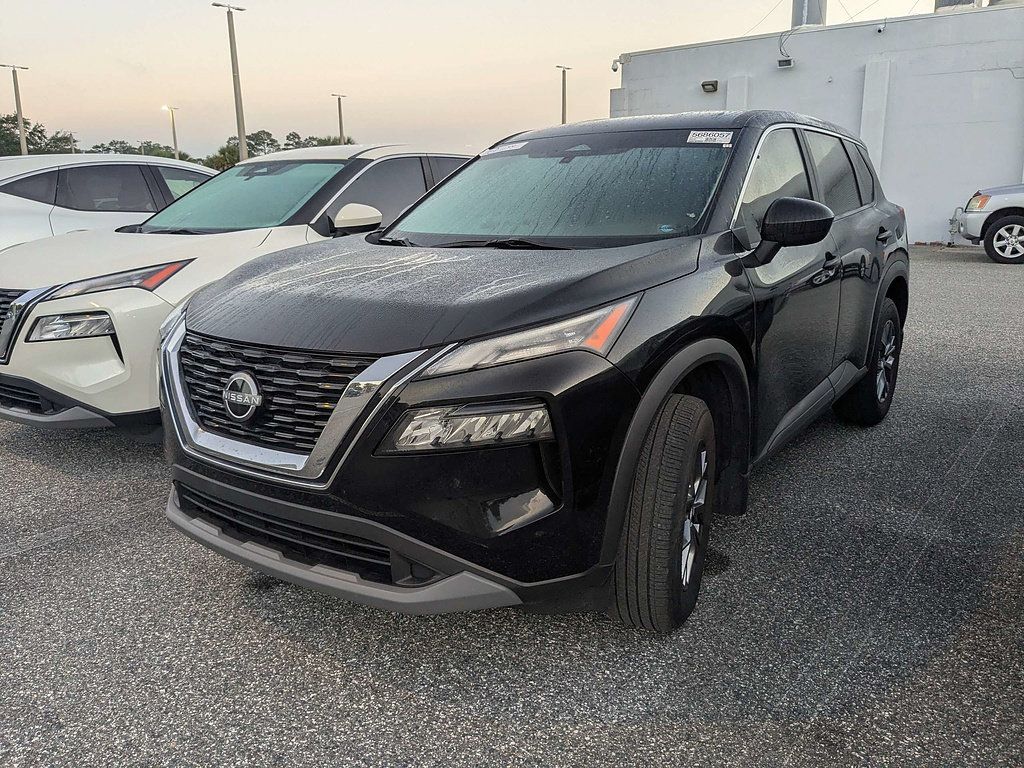 Certified 2023 Nissan Rogue S AWD/4WD image 4
