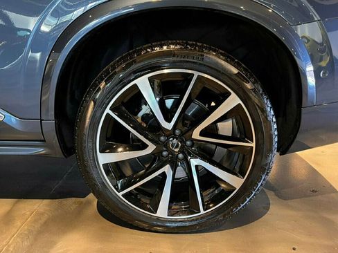 Used 2023 Volvo XC90 B5 Plus w/ Protection Package Premier image 12