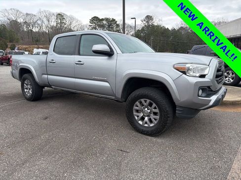 Used 2019 Toyota Tacoma SR5 image 1