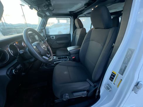 Used 2021 Jeep Wrangler Unlimited Sport image 11