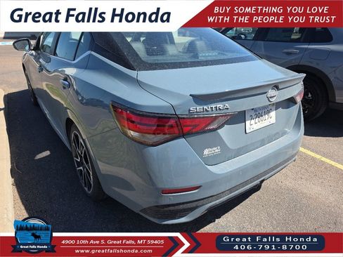 Used 2024 Nissan Sentra SR w/ SR Premium Package FWD image 4