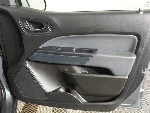 Used 2019 Chevrolet Colorado Z71 RWD image 28