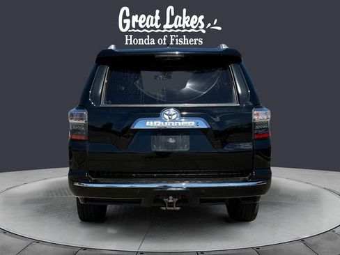 Used 2015 Toyota 4Runner Limited AWD/4WD image 4