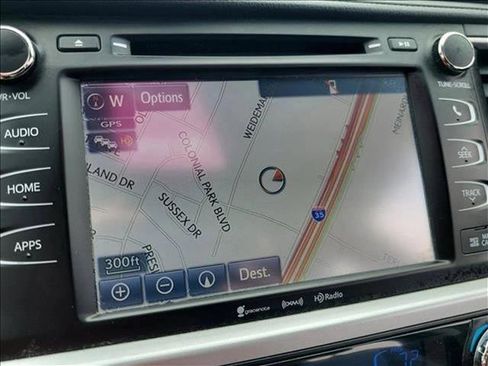 Used 2019 Toyota Highlander XLE image 25