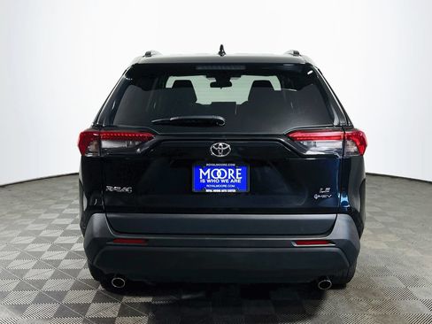 Certified 2025 Toyota RAV4 LE AWD/4WD image 6