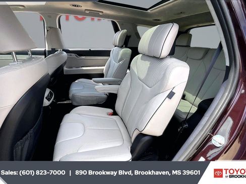 Used 2024 Hyundai Palisade Calligraphy AWD/4WD image 19