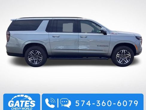 Used 2025 Chevrolet Suburban Z71 AWD/4WD image 9