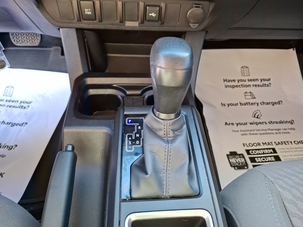 Used 2023 Toyota Tacoma SR AWD/4WD image 24