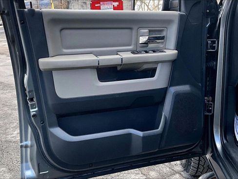 Used 2011 RAM 1500 Classic SLT image 11