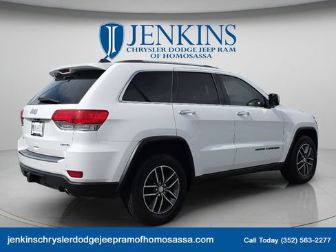 Used 2018 Jeep Grand Cherokee Limited AWD/4WD image 4