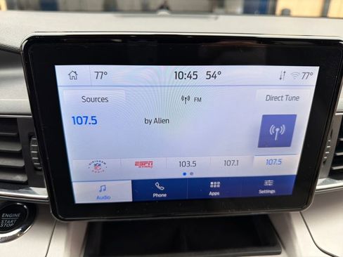 Used 2024 Ford Explorer XLT w/ Equipment Group 202A image 27