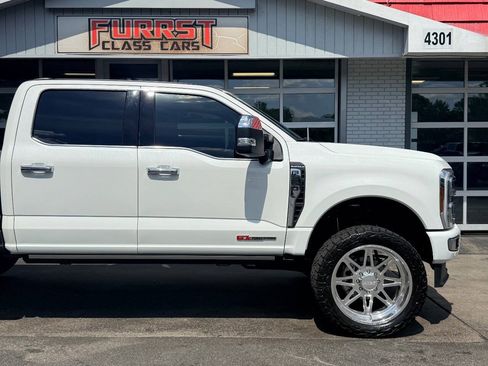Used 2024 Ford F250 Platinum AWD/4WD image 12