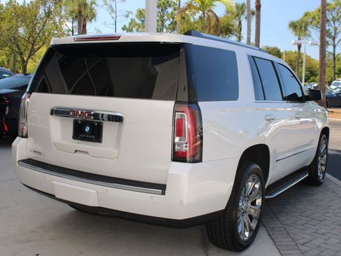Used 2016 GMC Yukon Denali image 9