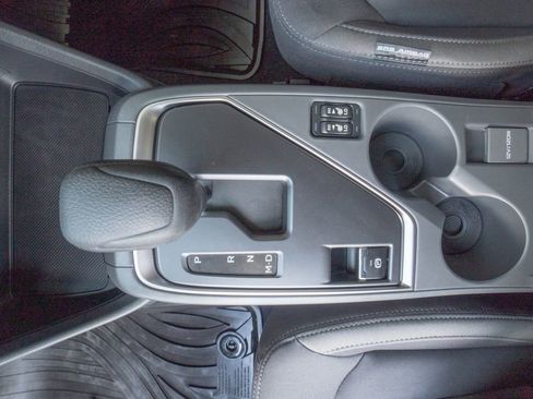 Certified 2025 Subaru Crosstrek 2.0i Premium image 10