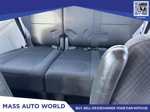 Used 2010 Dodge Grand Caravan SE image 8