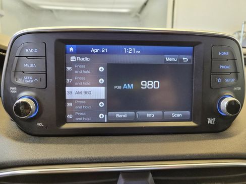 Used 2019 Hyundai Santa Fe SE FWD image 25