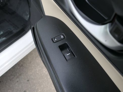 Used 2019 Honda CR-V LX image 27