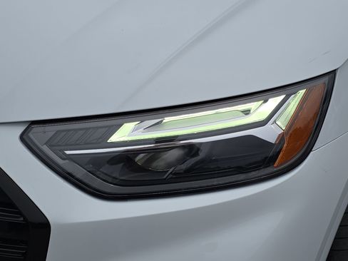 Used 2023 Audi SQ5 Premium Plus w/ Premium Plus Package image 32