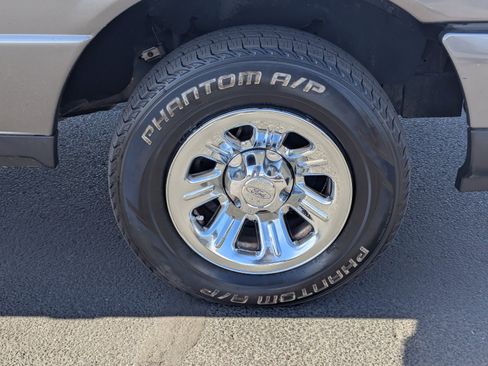 Used 2011 Ford Ranger XLT image 9