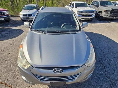 Used 2010 Hyundai Tucson GLS image 13