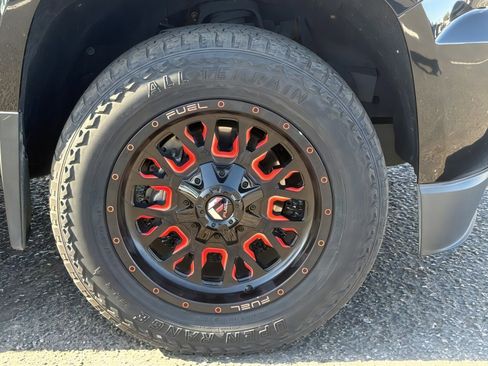 Used 2018 GMC Canyon All Terrain w/ Trailering Package image 8