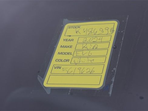 Used 2024 Kia EV6 Light image 35