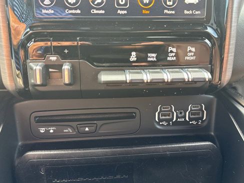 Used 2019 RAM 1500 Limited image 19