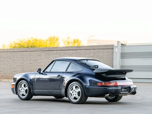 Used 1992 Porsche 911 Turbo RWD image 6