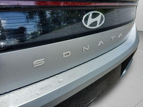 Certified 2024 Hyundai Sonata SEL FWD image 28