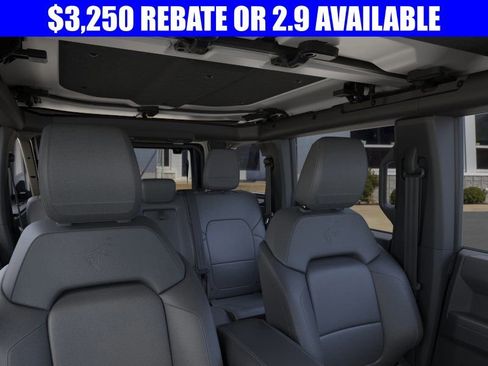 New 2025 Ford Bronco Badlands image 12