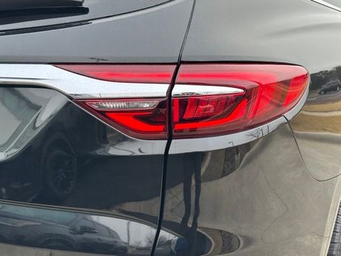 Used 2021 Buick Enclave Essence w/ Sport Touring Edition image 16