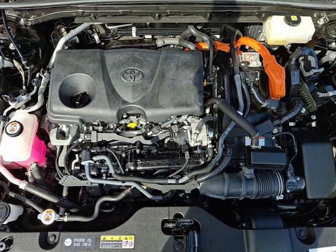 Used 2023 Toyota Crown AWD/4WD image 30
