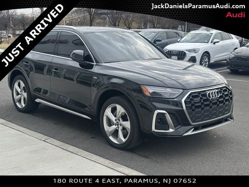 Used 2023 Audi Q5 2.0T Premium Plus w/ Premium Plus Package image 3