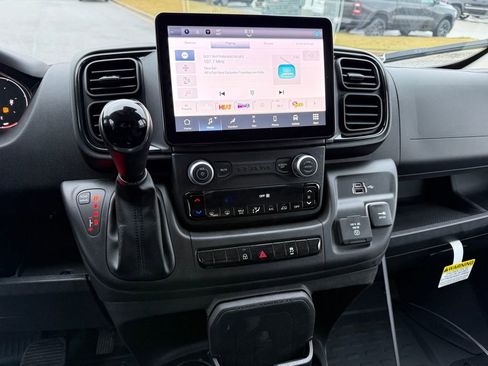 New 2026 RAM ProMaster 2500 w/ Premium Convenience Group image 18