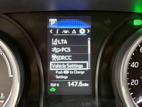 Used 2022 Toyota Camry LE FWD image 19