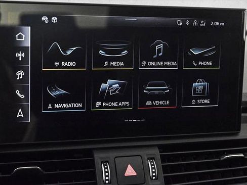 Used 2025 Audi Q5 e Premium Plus image 15