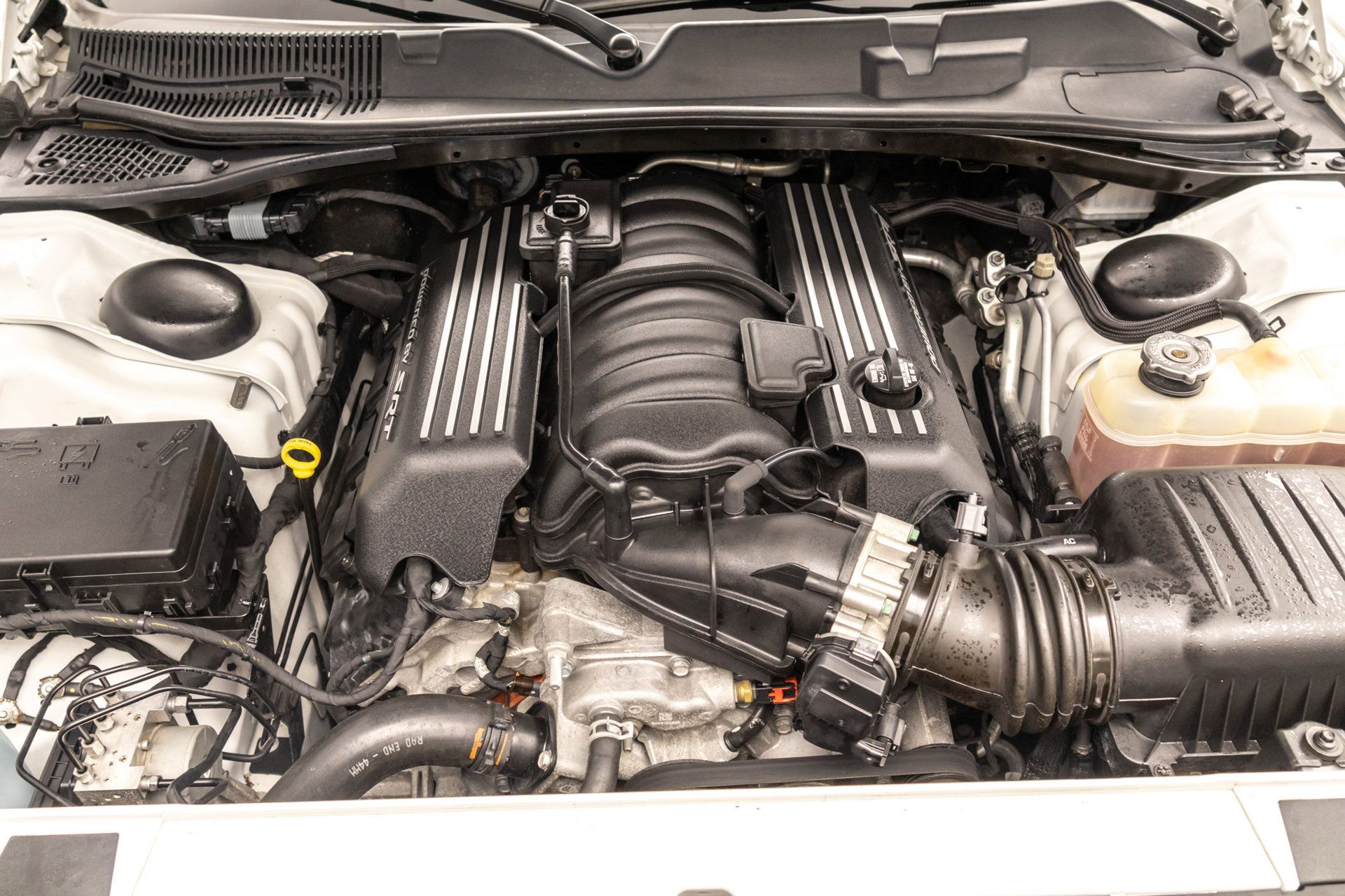 Used 2018 Dodge Challenger R/T Scat Pack w/ Leather Interior Group RWD image 39