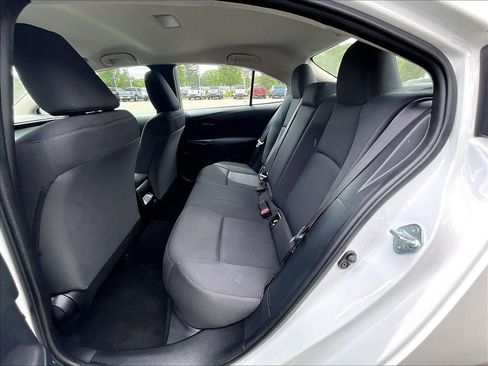 Used 2024 Toyota Corolla LE FWD image 15