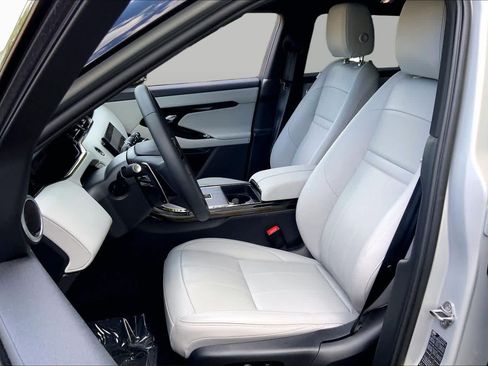 Used 2026 Land Rover Range Rover Evoque S AWD/4WD image 9