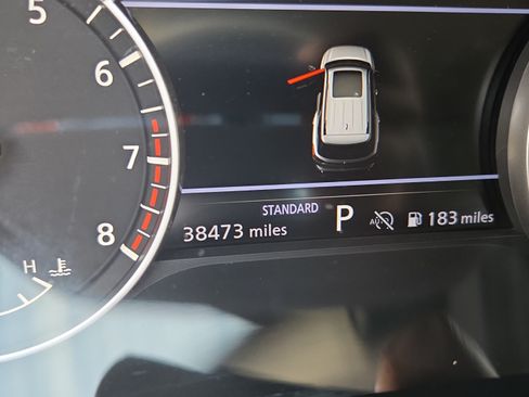 Used 2025 Nissan Pathfinder SV FWD image 26