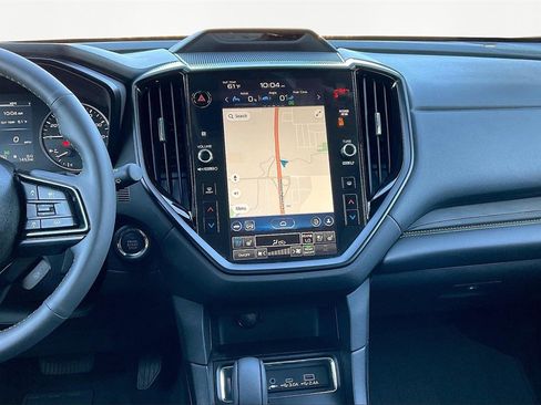 Used 2025 Subaru Ascent Bronze Edition image 11