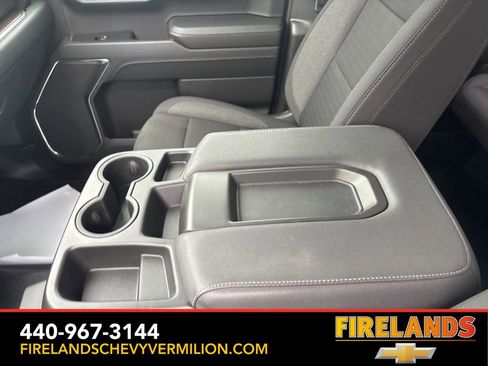 Used 2024 GMC Sierra 1500 Elevation image 27