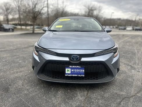 Used 2020 Toyota Corolla LE image 2