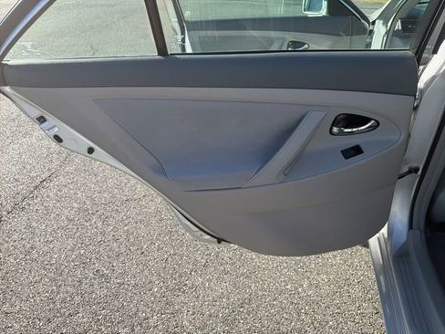 Used 2008 Toyota Camry LE image 13