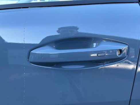 New 2026 Nissan Sentra SR w/ Floor Mat Package FWD image 5