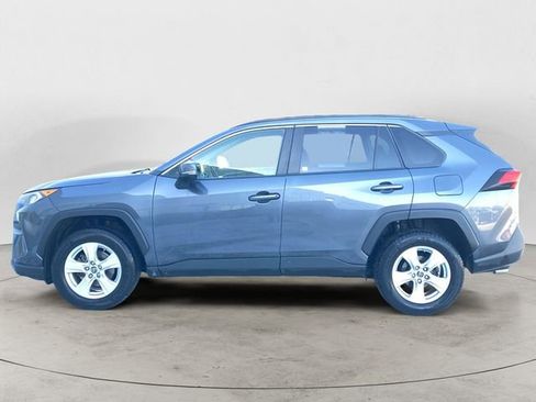 Used 2019 Toyota RAV4 XLE image 2